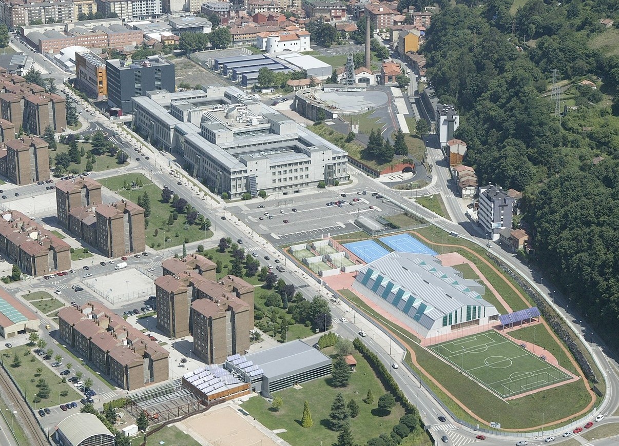 01 - Vista Aérea del Campus de Mieres.jpg