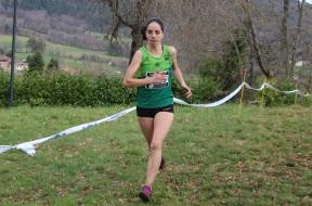 Imagen María Suárez impone su ley en el Cross de Tineo