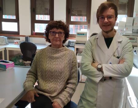 Ana Suárez Díaz y Javier Rodríguez Carrio, investigadores de la Universidad de Oviedo