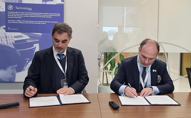 Imagen La Universidad de Oviedo acuerda el primer doble grado internacional con el TEC de Monterrey