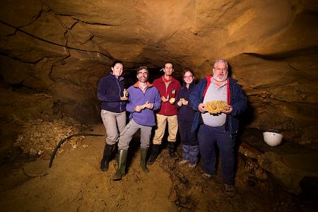 Image La reconstrucción de la cadarma d'un neñu neandertal protagoniza una...